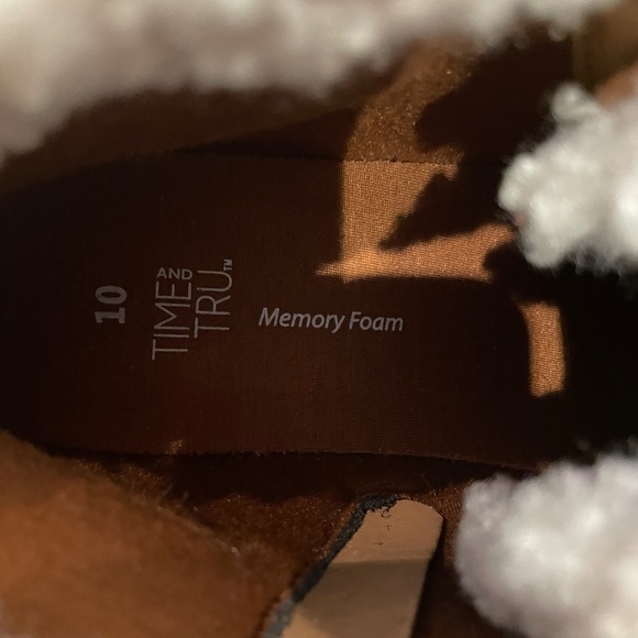 Cold Weather Boots - Picture 4 of 5